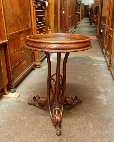 Stodola.cz - Flower table