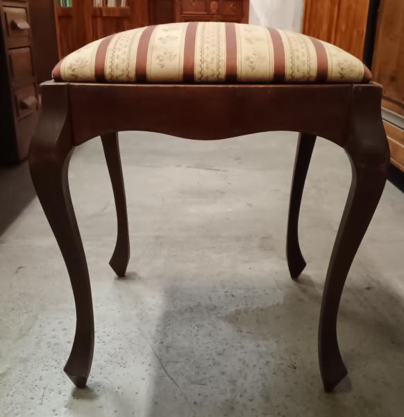 Stodola.cz - Taburet